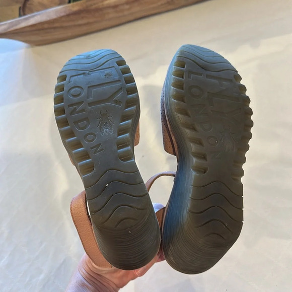 FLY London Wedge Platform Sandal - Size 38 EUC‎ - Picture 5 of 6